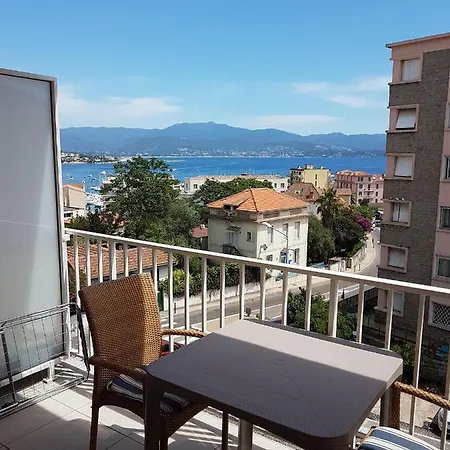 Apartment Spacieux Lumineux Vue Mer Ajaccio (Corsica)